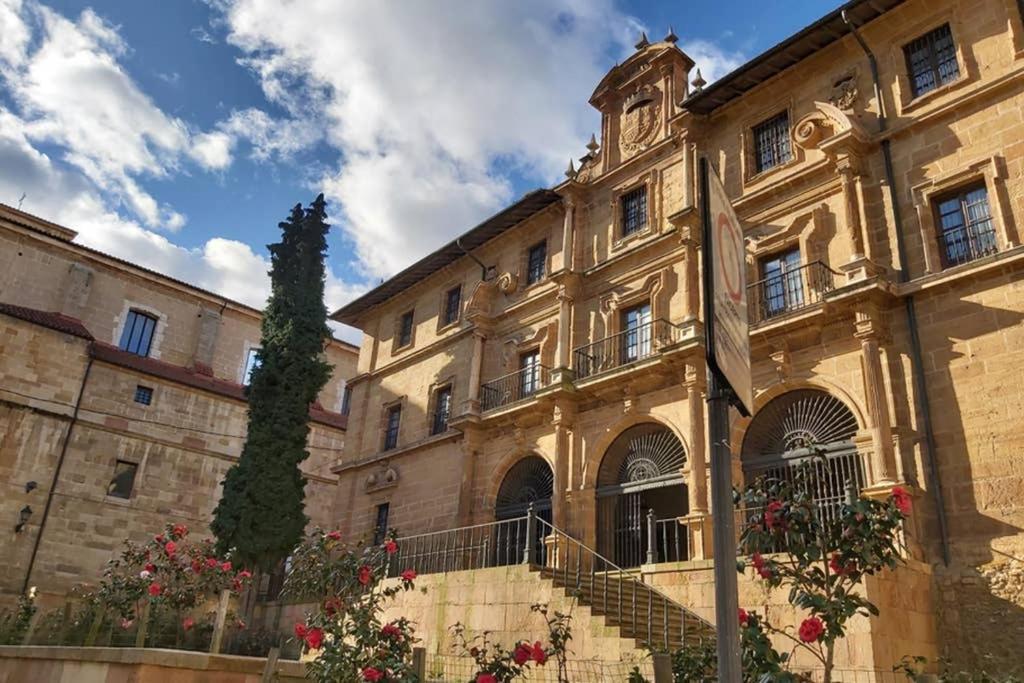 Nuevo-Casco Historico-Parking Gratuito. Leilighet Oviedo Eksteriør bilde